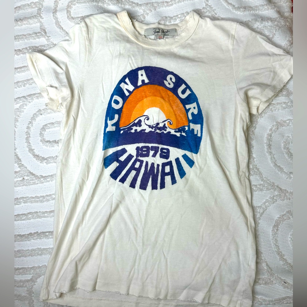 Junk food vintage Hawaii Tshirt